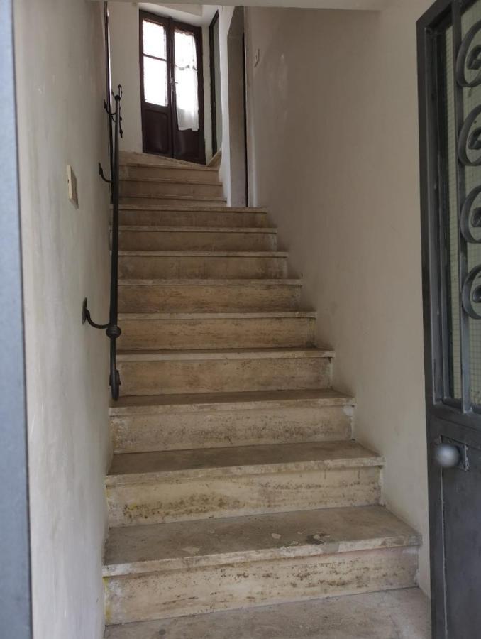 Отель Casa Nena Nepi Экстерьер фото